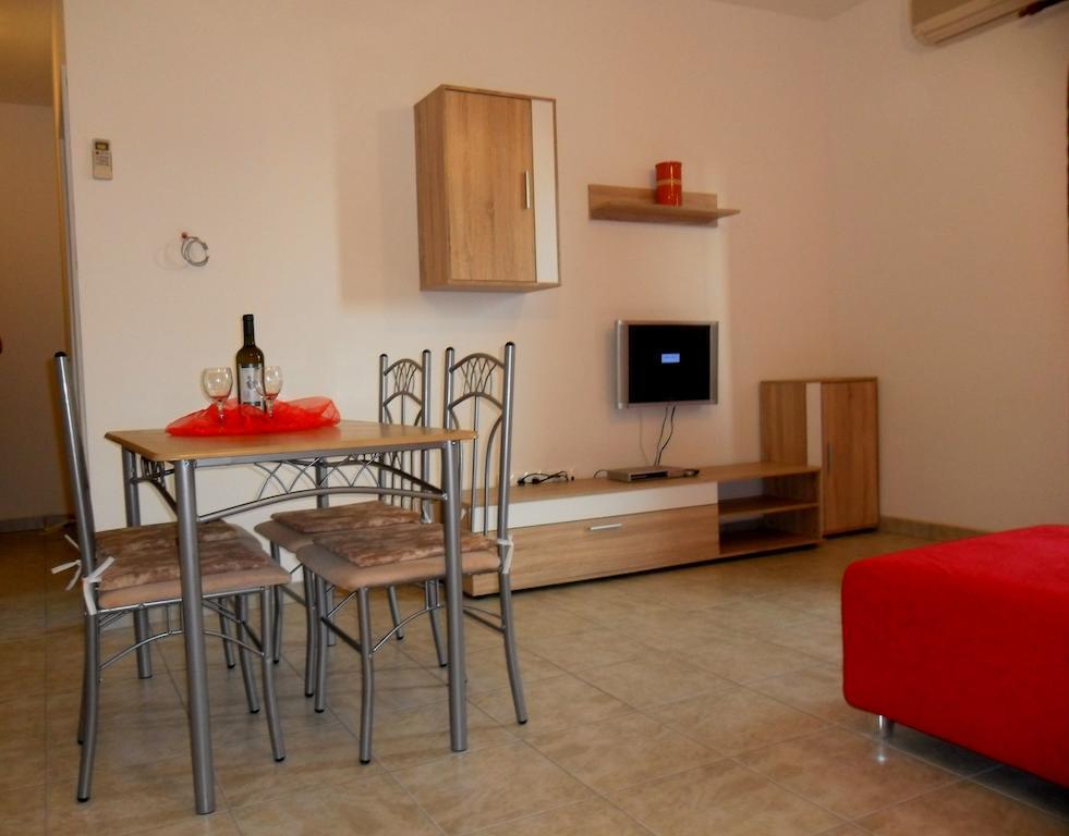 Guesthouse Lucic Orebic Bilik gambar
